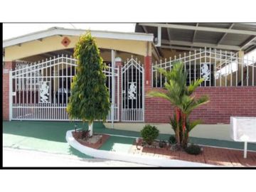 VENDO  CASA EN ARRAIJAN ALTAMIRA 3R 259 MTS
