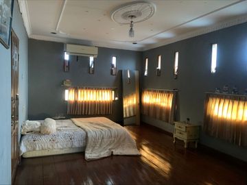 Rumah Luas 2 Lt 7 Menit ke Gerbang Tol Jatiasih 1 Bebas Banjir J-39866