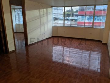 Casa Rentera en Venta de 647 m2 sector Aymesa, Quitumbe