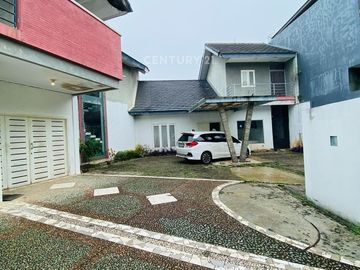 Dijual Rumah Luas Nyaman Dan Strategis 5561