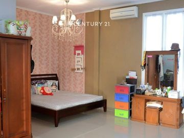 Dijual Rumah Luas Nyaman Dan Strategis 5561