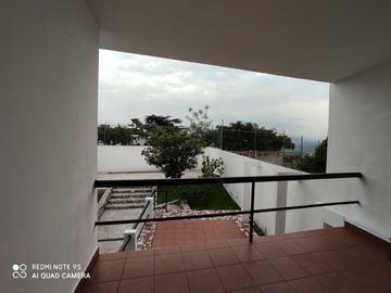 Espectacular Casa Sola en venta en Colonia Lomas del Real de Yautepec, Morelos