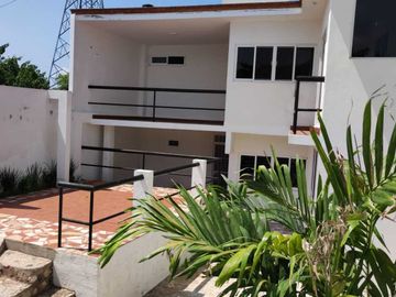 Espectacular Casa Sola en venta en Colonia Lomas del Real de Yautepec, Morelos