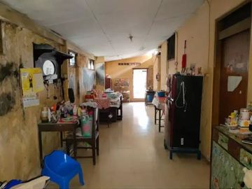 Dijual rumah di Donokerto Surabaya