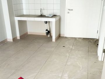 Disewa Murah Apartemen Springlake 2BR Kosong View Pool