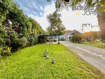 Casa en venta de 6 dorm. en Villa Alemana