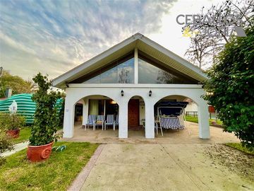 Casa en venta de 6 dorm. en Villa Alemana