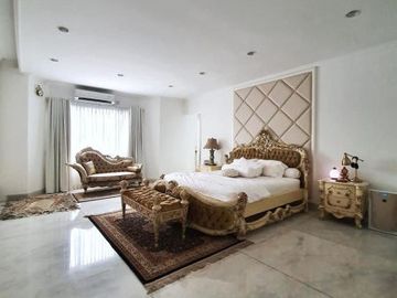 RUMAH LUXURIOUS at Jl BANGKA / KEMANG, JAKSEL