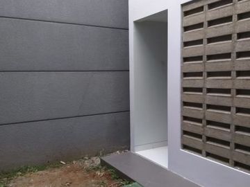 Rumah Hommy Siap Huni Di Sektor 9 - SC 0452 BR