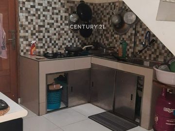 Rumah 2 Lantai Lokasi Strategis Dekat Stasiun Sudimara 5419