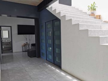 CASA EN RENTA Y VENTA CON IMPRESIONANTE VISTA AL LAGO