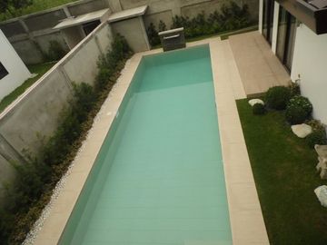 Elegant Fully Furnished House for Sale with Pool in Hensonville Angeles City Near SM Clark
