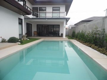 Elegant Fully Furnished House for Sale with Pool in Hensonville Angeles City Near SM Clark