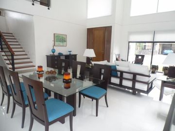 Elegant Fully Furnished House for Sale with Pool in Hensonville Angeles City Near SM Clark