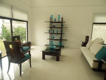 Elegant Fully Furnished House for Sale with Pool in Hensonville Angeles City Near SM Clark