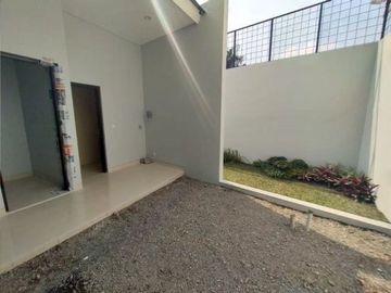 Rumah Strategis Antapani Dekat Arcamanik dan Cisaranten