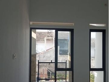 Rumah 2 lantai di Pondok Aren Bintaro 800jutaan sisa 1 unit