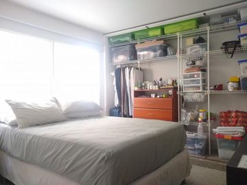 casa en venta en el tabor. Cod V100126