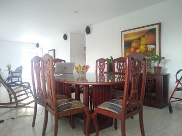 casa en venta en el tabor. Cod V100126