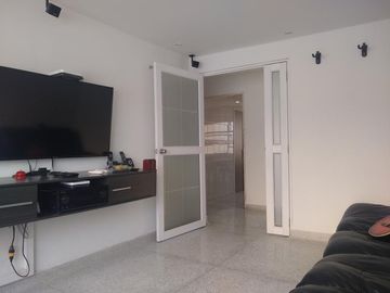 casa en venta en el tabor. Cod V100126