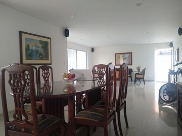 casa en venta en el tabor. Cod V100126
