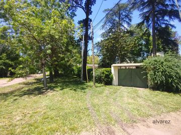 Venta Casa Quinta Rodríguez 4 ambientes