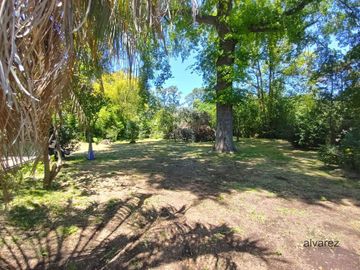 Venta Casa Quinta Rodríguez 4 ambientes