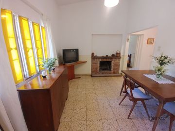 Venta Casa Quinta Rodríguez 4 ambientes