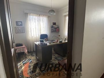 AMPLIA CASA EN SECTOR COMERCIAL COQUIMBO
