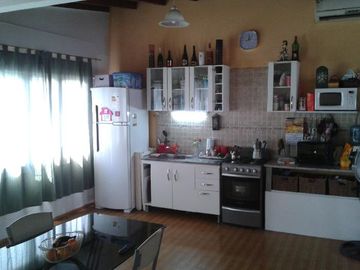 Propiedad para 2 familias proxima acceso Oeste
