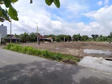 Hunian MEZZANINE yang Pas Sekali Dijadikan VILLA dekat Candi Prambanan