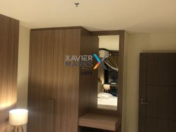 Apartemen Praxis Full Furnish 1BR Dekat Tunjungan Plaza