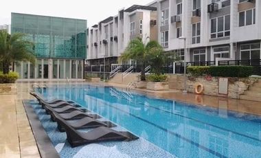 4BR House and Lot in QC near Fisher mall, Capitol med, GMA, Timog, tomas morato,scts.