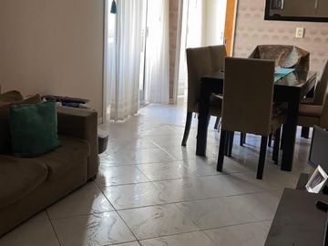 PH 3 AMBIENTES, PRIMER PISO POR ESCALERA, MUY BUEN ESTADO, POCAS UNIDADES, BAJAS EXPENSAS