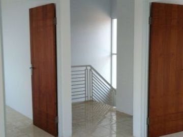 RUMAH LUX 2 LANTAI DI CIMAHI 15 MENIT KE PEMKOT DP BISA DICICIL 3 KALI