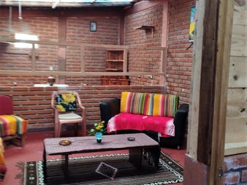 OPORTUNIDAD DE PROPIEDAD EN MINERAL DEL CHICO $1509 el m2 CASA, CABAÑA Y HERMOSOS JARDINES