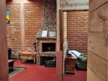 OPORTUNIDAD DE PROPIEDAD EN MINERAL DEL CHICO $1509 el m2 CASA, CABAÑA Y HERMOSOS JARDINES