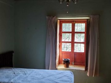 OPORTUNIDAD DE PROPIEDAD EN MINERAL DEL CHICO $1509 el m2 CASA, CABAÑA Y HERMOSOS JARDINES