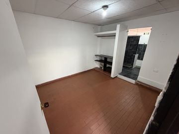 apartamento en arriendo en los andes. Cod A4332