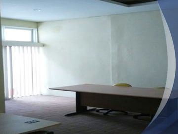Wow! Rumah Kantor Dekat Apartemen Essence Darmawangsa, Jakarta Selatan