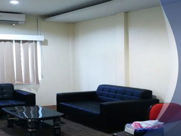 Wow! Rumah Kantor Dekat Apartemen Essence Darmawangsa, Jakarta Selatan