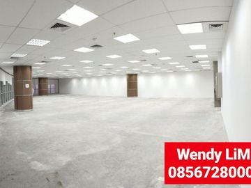 STRATEGIC OFFICE SPACE at KUNINGAN CITY AXA TOWER 377sqm (DISEWA)