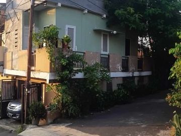 Rumah Bintaro Komplek Depsos Strategis Siap Huni dan Nyaman
