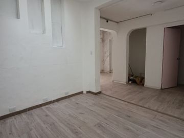 local en arriendo en laureles. Cod A515645