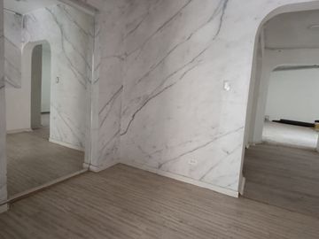 local en arriendo en laureles. Cod A515645