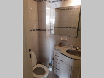NUEVO PRECIO - Departamento (semipiso) en Venta en Balvanera (Facultades) 4 ambientes más dependencia 84 m2 + balcón, al frente – Pte José E Uriburu 5