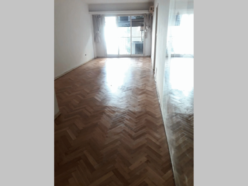 NUEVO PRECIO - Departamento (semipiso) en Venta en Balvanera (Facultades) 4 ambientes más dependencia 84 m2 + balcón, al frente – Pte José E Uriburu 5