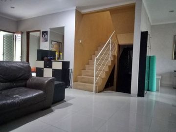 Rumah Nyaman di Antapani, dekat Arcamanik dan Cisaranten