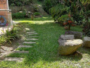 TE VENDO FINCA CON 3 CASAS EN BARBOSA ANTIOQUIA.