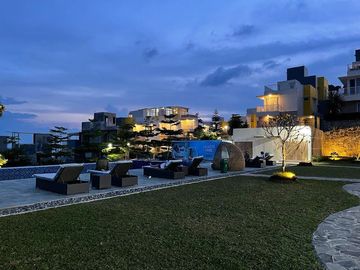 villa ada fasilitas KOLAM RENANG di atas AWAN bandung barat